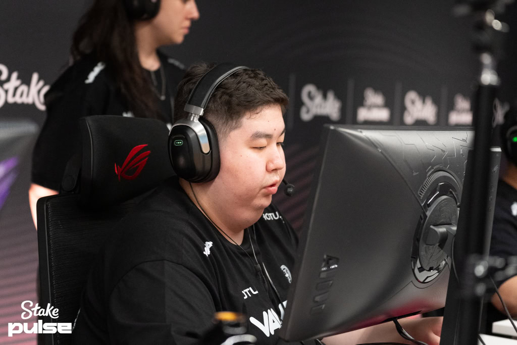 kade0